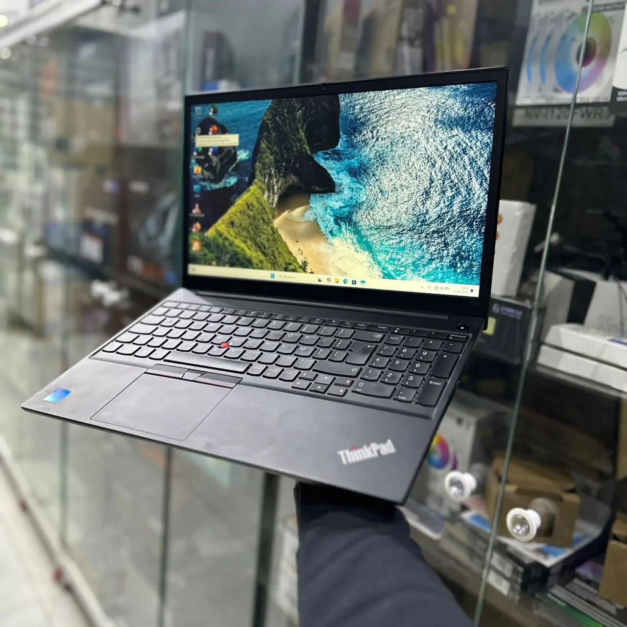 PC LAPTOP LENOVO ThinkPad E15 GEN2 I5 11EME R16GB S512N 15.6P